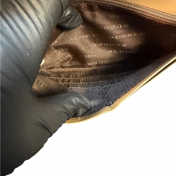 Burberry Candy Check Foldover Long Wallet (A229) - Picture 10 of 16